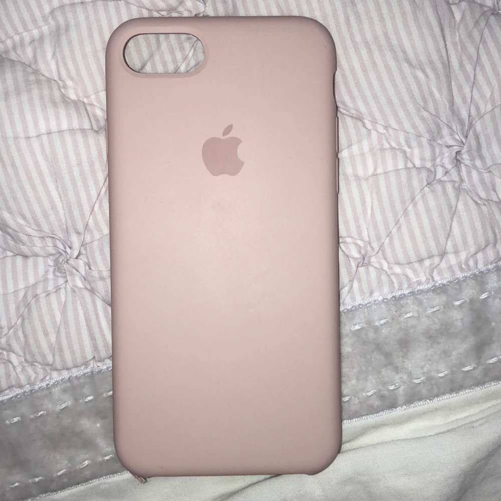 APPLE iPhone 8 Case * GREAT condition*